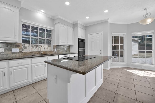 Building Photo - 4422 Brook Shadow Dr