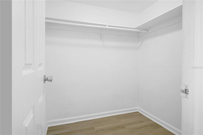 Building Photo - 1205 Ave F