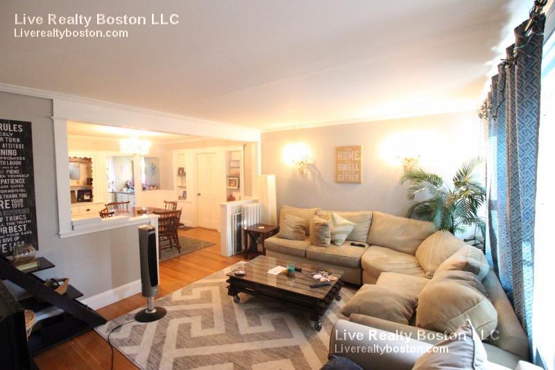 Building Photo - 97 Oakland St