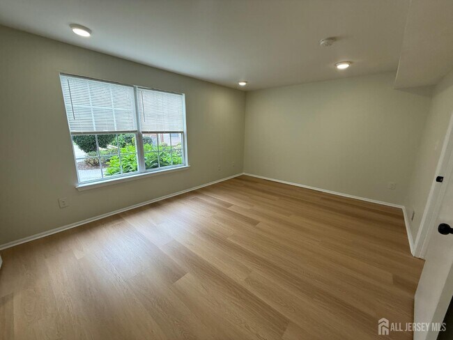 Building Photo - 220 Copeley Way