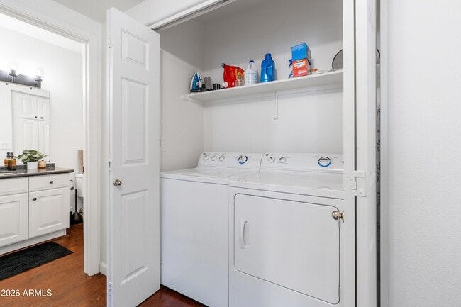 Building Photo - 7575 E Indian Bend Rd