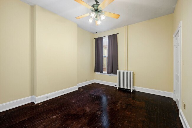 Building Photo - 1206 Park Ave