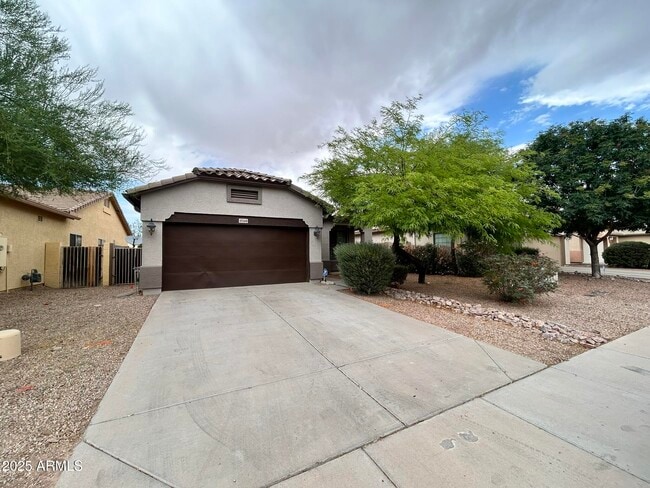 Primary Photo - 45168 W Mescal Dr