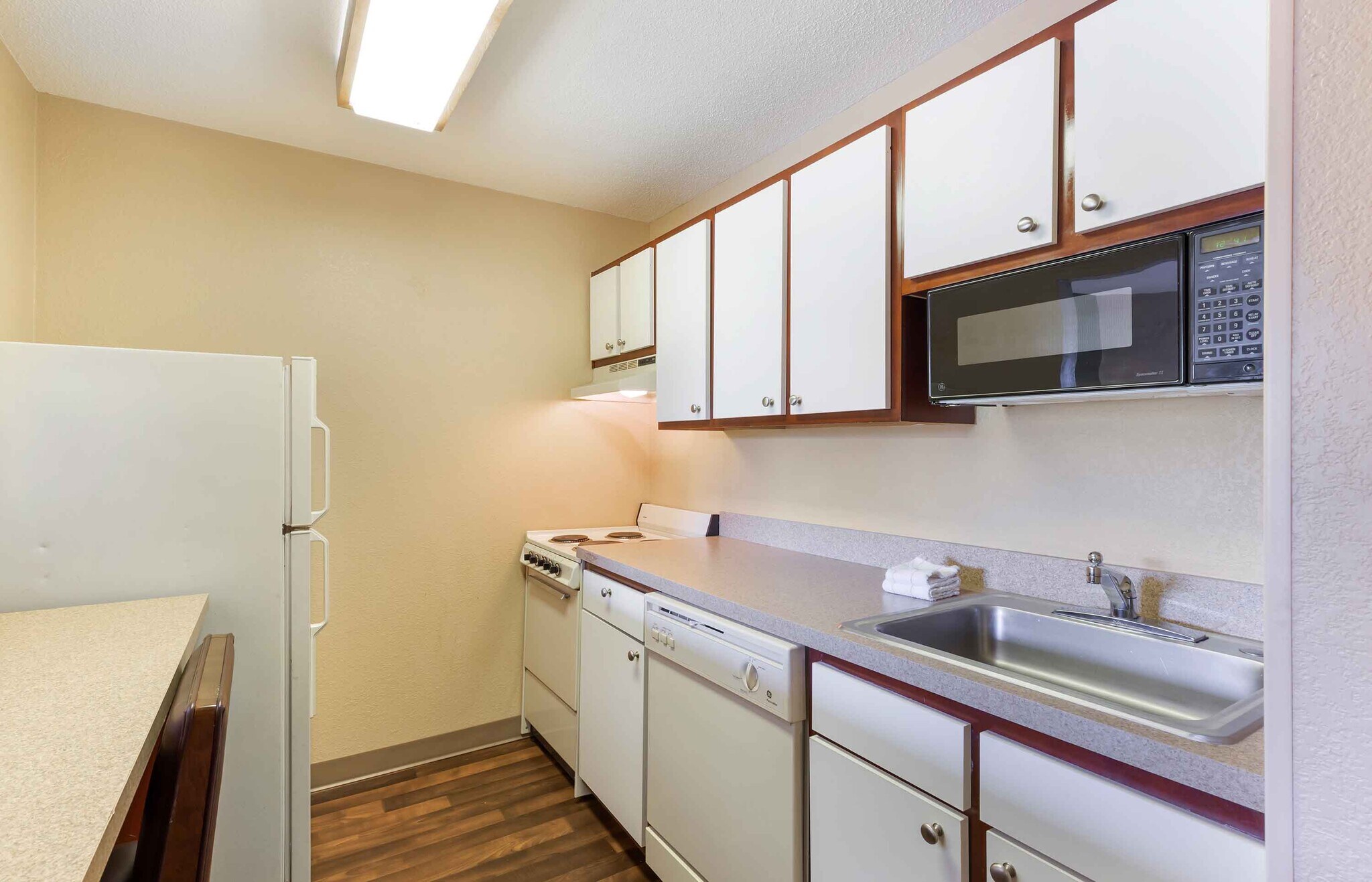 Building Photo - Furnished Studio-Raleigh - Cary - Regency ...