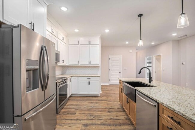 Building Photo - 138 Crestpoint Rd