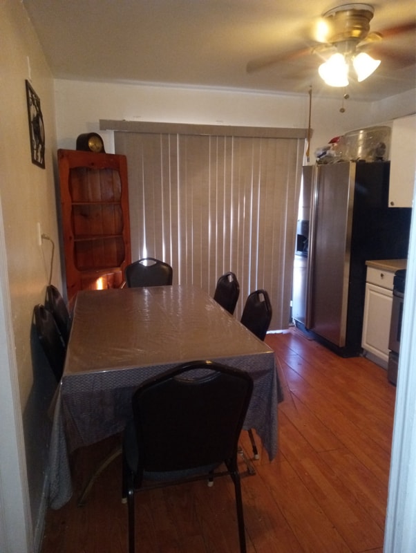 Building Photo - 29 Troy Ave