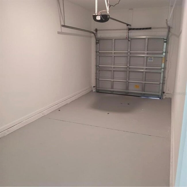 Building Photo - 7436 Stone Crk Trl