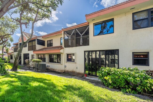 Building Photo - 3351 Emerald Oaks Dr