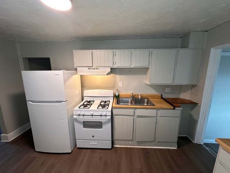 Building Photo - 2164 Jackson St