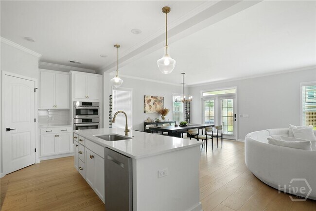 Building Photo - 25 Ashmont St