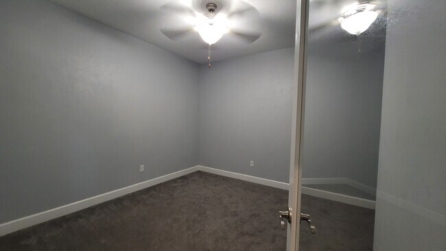 Building Photo - 1088 NW 126 Way