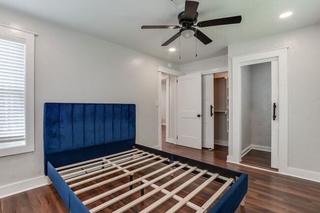 Building Photo - Luxury remodel in NW Oklahoma City