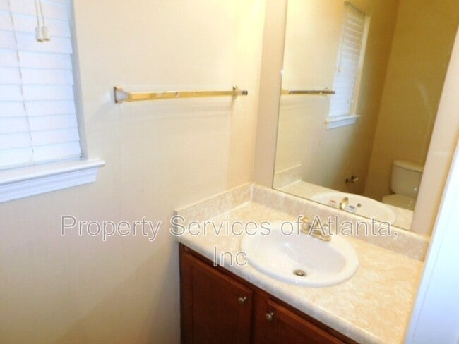 Building Photo - 6931 ? Bonnes Blvd