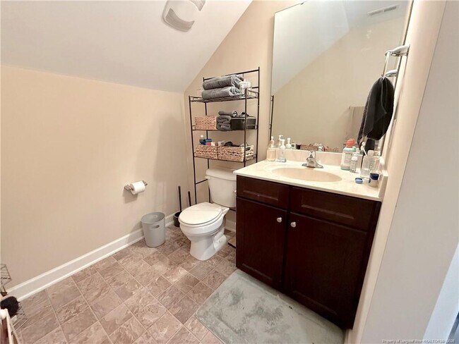 Building Photo - 418 Century Dr