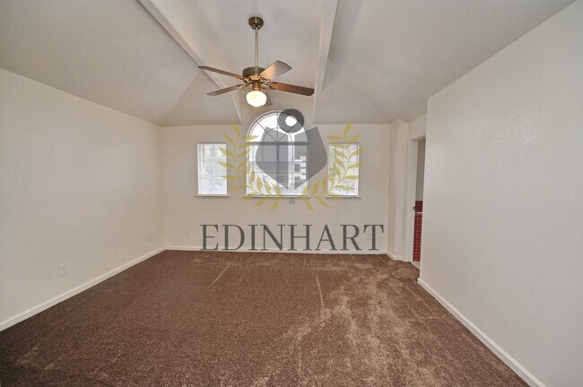 Building Photo - 2233 E Christopher Dr