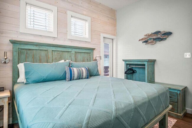 Building Photo - 5497 TX-361