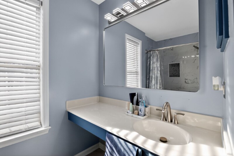 Building Photo - 405 Westminster Ln