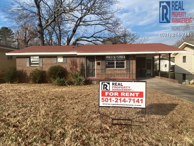 Building Photo - 2214 Coors Dr