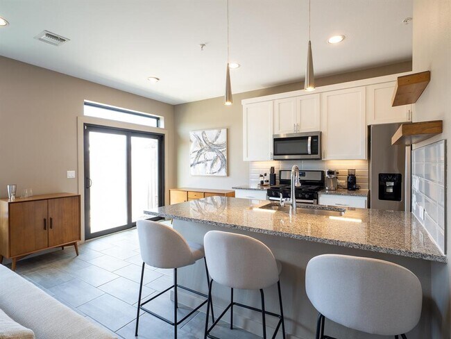 Building Photo - 6409 Berkman Dr