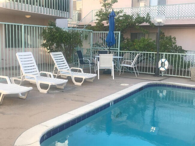 Building Photo - 420 Avenue G Ave