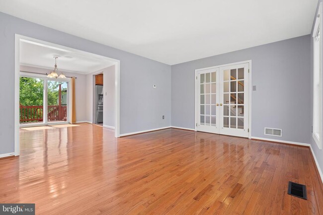 Building Photo - 13604 Wisteria Dr