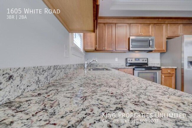 Building Photo - 1605 White Rd