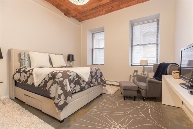 Building Photo - 717 Atlantic Ave