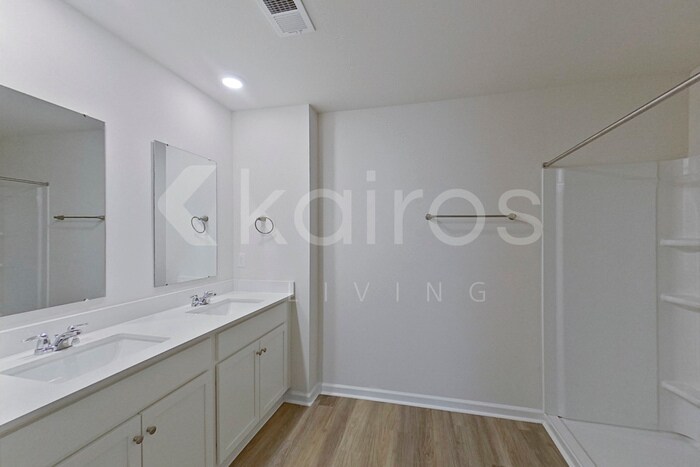 Building Photo - 107 Overstreet Way