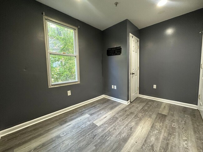 Building Photo - 2144 N 18th St