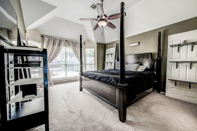 Building Photo - 509 Dusty Leather Ct