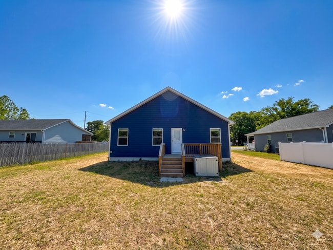 Building Photo - 990 Ebb Tide Dr