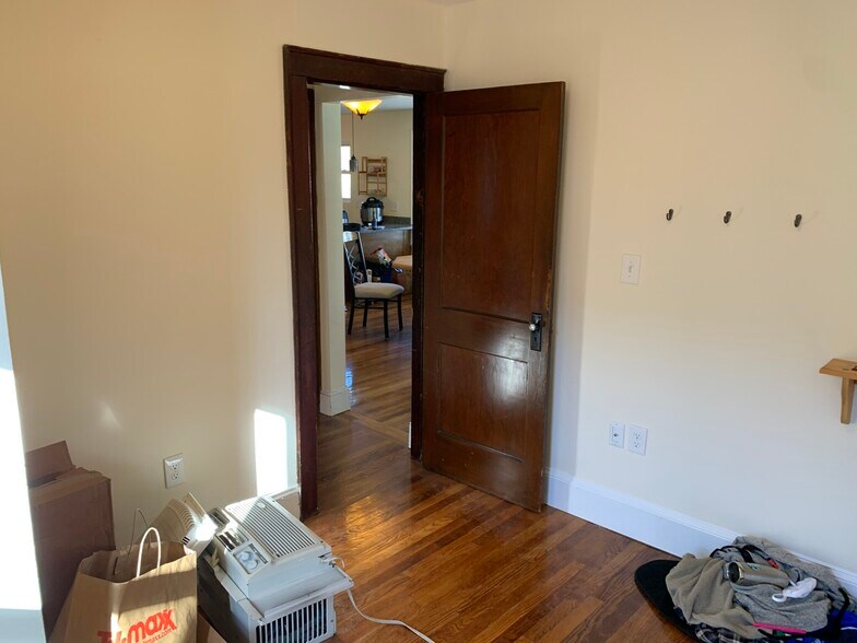 Building Photo - 7 Donnybrook Rd