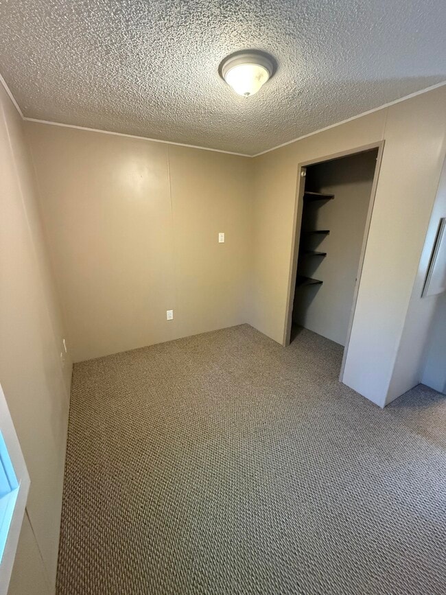 Building Photo - 17 Levhon Village Rd