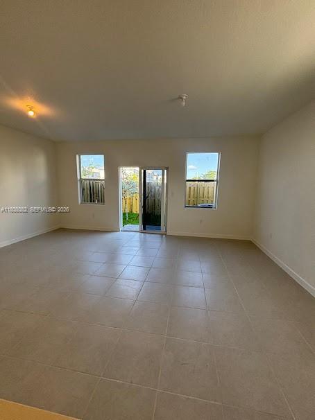 Building Photo - 151 SE 11th St