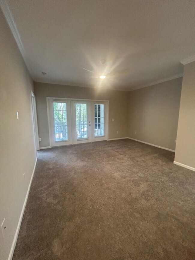 Building Photo - Updated Barnes Plantation Condo!