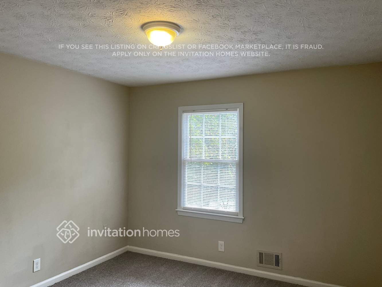 Building Photo - 1330 Timbercrest Ct