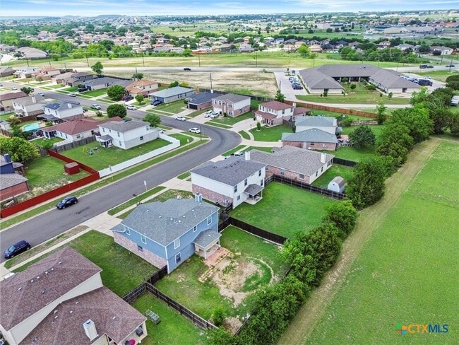 Building Photo - 5206 Oster Dr