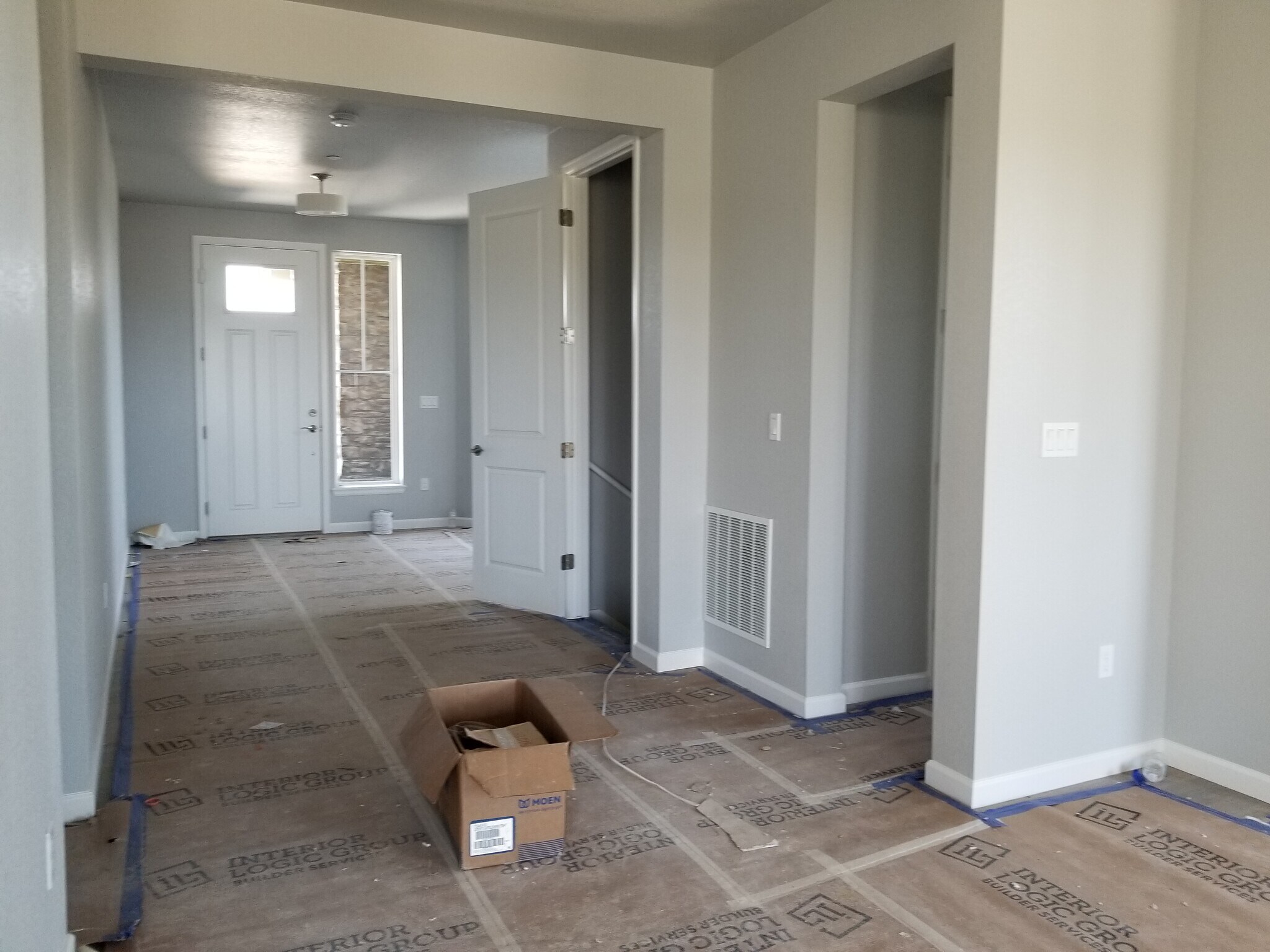 Building Photo - 412 w 128th place