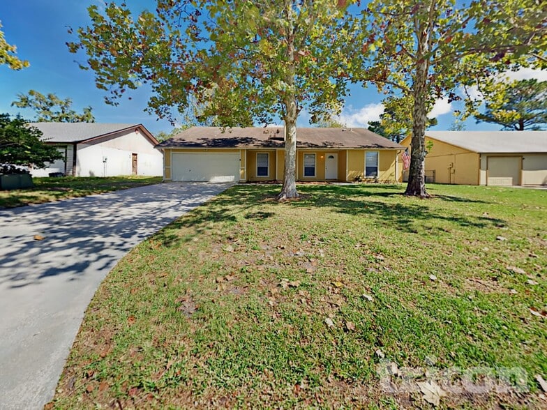 Building Photo - 1227 Cimmaron Dr