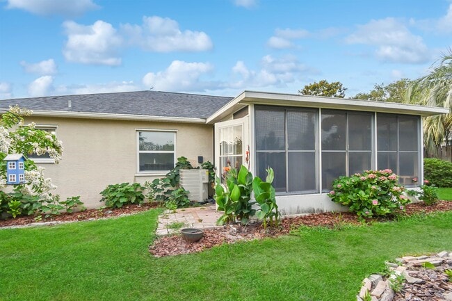 Building Photo - 444 Island View Cir