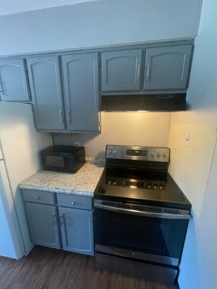 Building Photo - 3989 S Schenley Ave