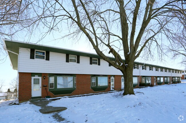 Building Photo - 1109-1155 Talcott St