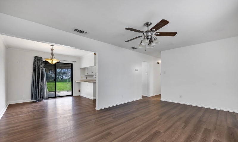 Building Photo - 318 Avalon St