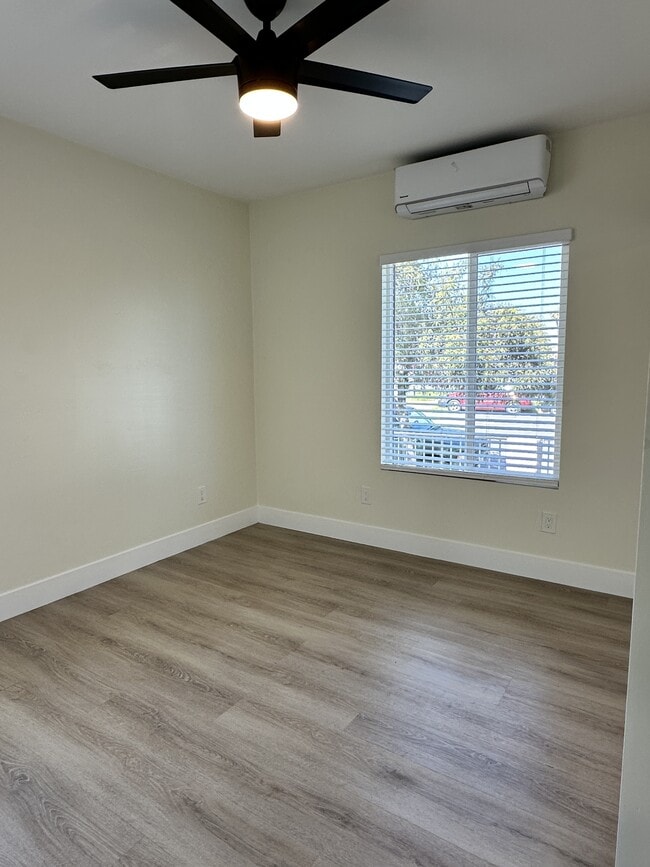 Building Photo - 4311 Dwight St