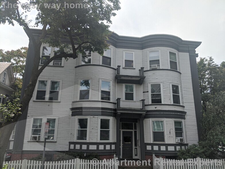 Building Photo - 18 Sanborn Ave