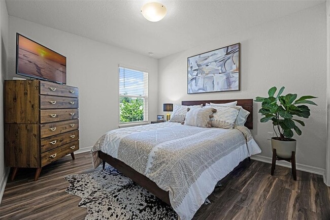 Building Photo - 1535 Eucalyptus Wy