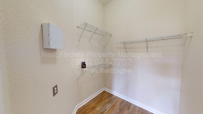 Building Photo - 10075 Gate Pkwy N