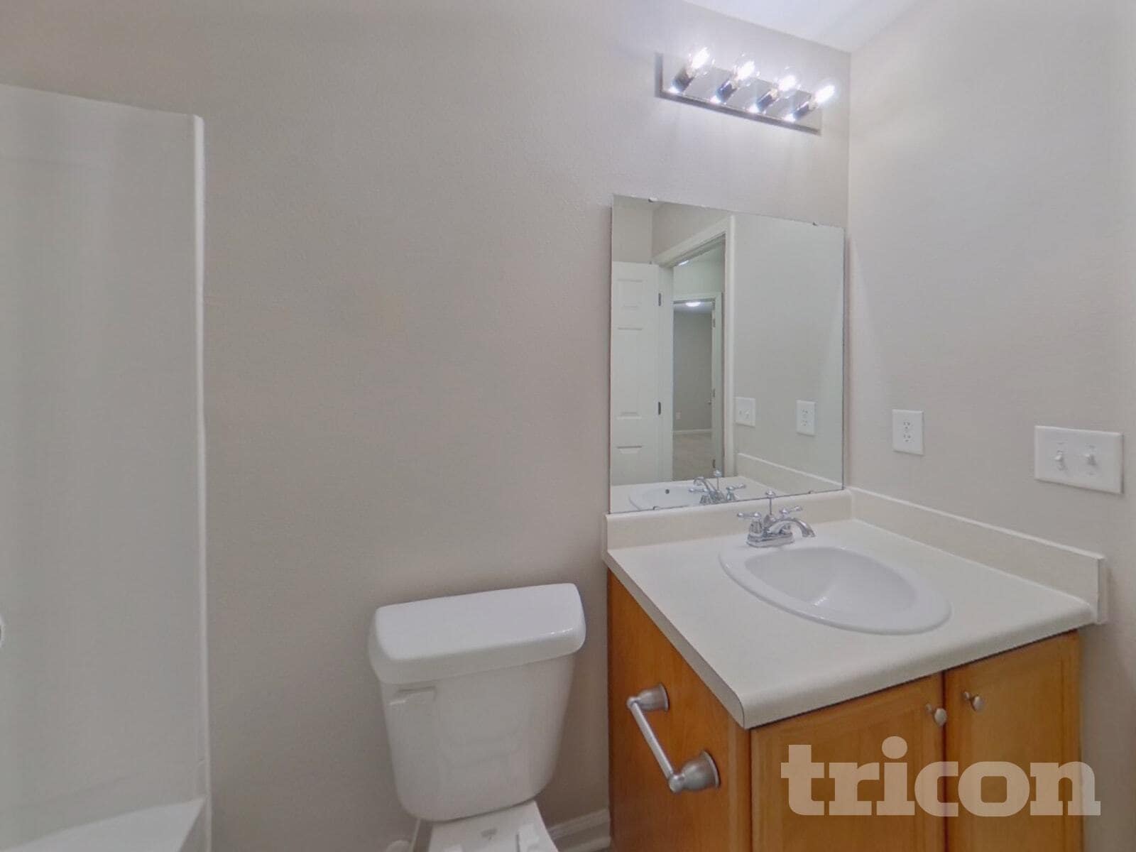 Building Photo - 369 Drooping Leaf Rd