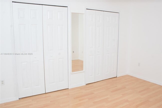 Building Photo - 3500 Coral Wy