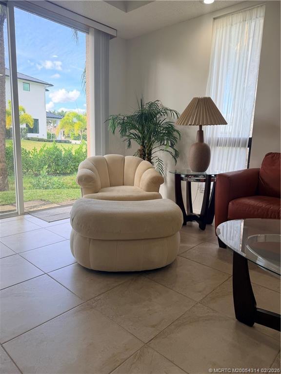 Building Photo - 3304 SE Morningside Blvd